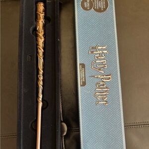 Harry Potter Hermione's Collectible Light-up Wand - Brown
